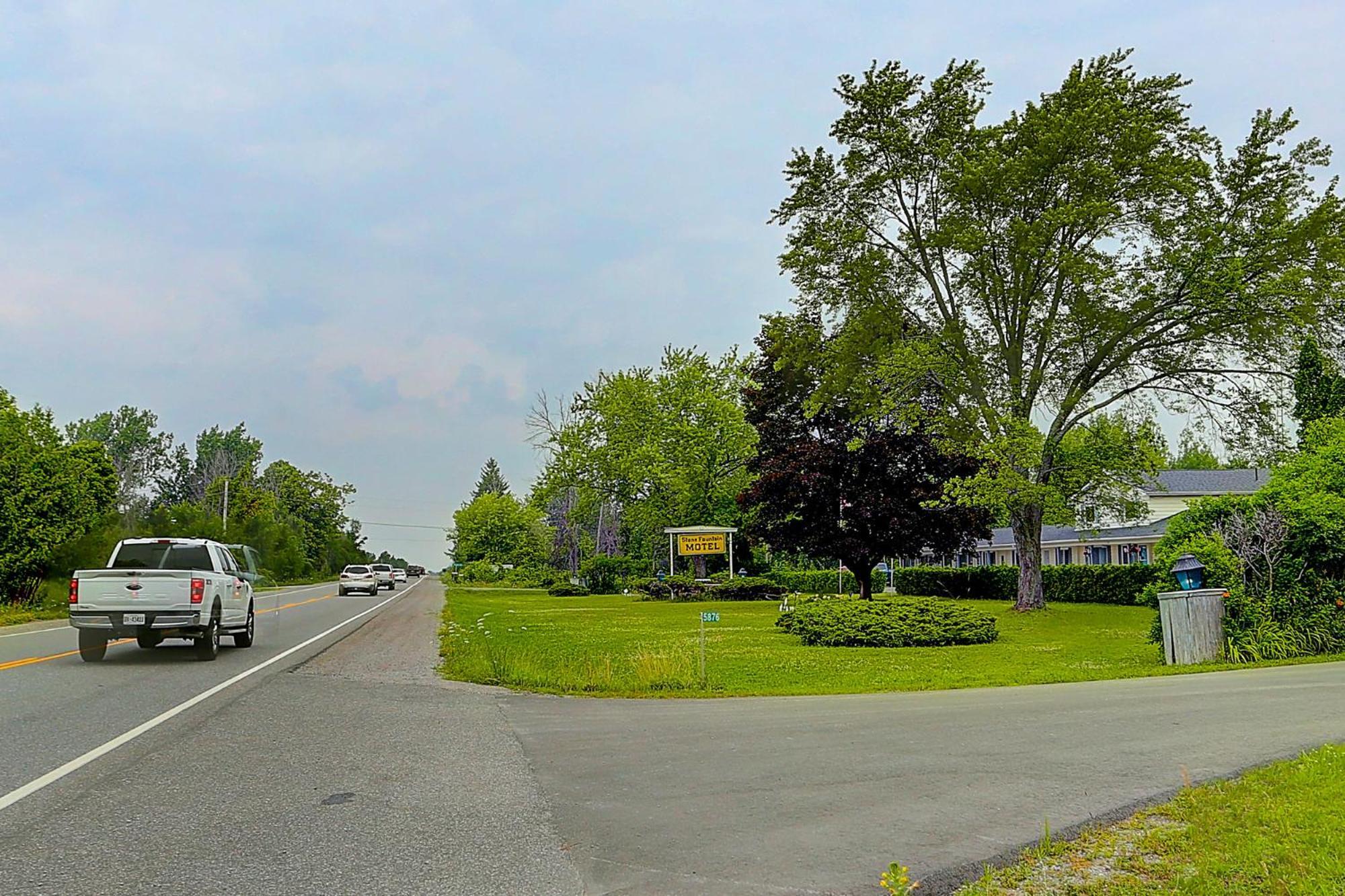 Stone Fountain Motel Fenelon Falls Luaran gambar